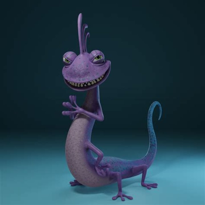 How old is Randall from idols?